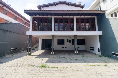 Casa à venda com 260m², 5 quartos e 6 vagasEspaço de Lazer