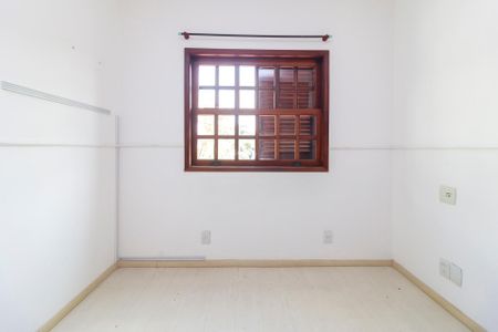 Casa à venda com 260m², 5 quartos e 6 vagasQuarto 2