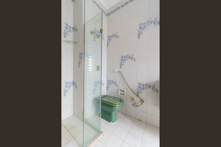 Casa à venda com 260m², 5 quartos e 6 vagasSuíte 2 - Banheiro