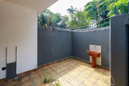 Casa à venda com 260m², 5 quartos e 6 vagasÁrea de Serviço