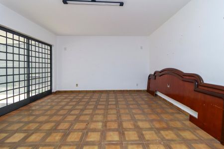 Casa à venda com 260m², 5 quartos e 6 vagasEspaço de Lazer