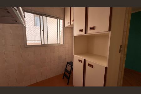 Apartamento à venda com 62m², 2 quartos e 1 vagaCozinha - Armários