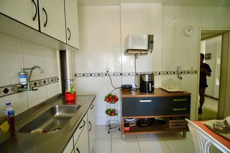 Apartamento para alugar com 160m², 4 quartos e 2 vagasCozinha