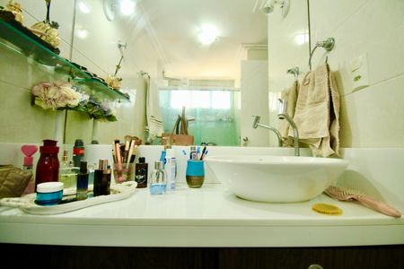 Apartamento para alugar com 160m², 4 quartos e 2 vagasBanheiro Suíte 