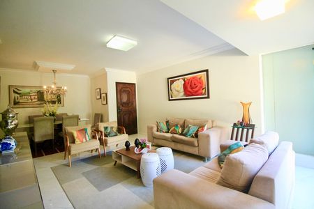 Apartamento para alugar com 160m², 4 quartos e 2 vagasSala