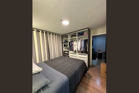 Apartamento à venda com 40m², 1 quarto e 1 vagaQuarto