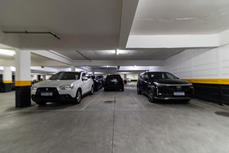 Apartamento à venda com 93m², 2 quartos e 2 vagasGaragem Vaga 2