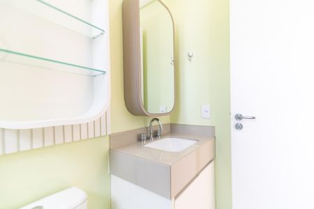 Apartamento à venda com 93m², 2 quartos e 2 vagasBanheiro da Suíte 2