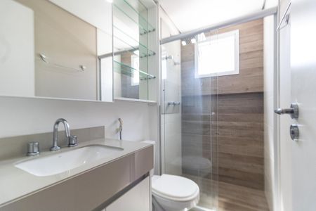 Apartamento à venda com 93m², 2 quartos e 2 vagasBanheiro da Suíte 1