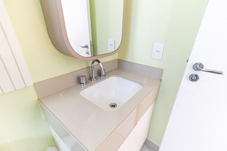 Apartamento à venda com 93m², 2 quartos e 2 vagasBanheiro da Suíte 2