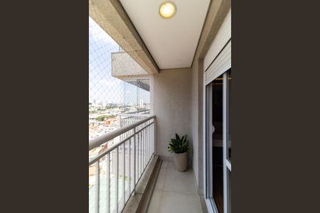 Apartamento à venda com 93m², 2 quartos e 2 vagasVaranda da Suíte 1