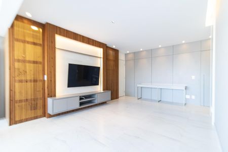 Apartamento à venda com 93m², 2 quartos e 2 vagasSala
