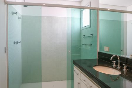 Apartamento à venda com 200m², 3 quartos e 3 vagasBanheiro da Suíte 2