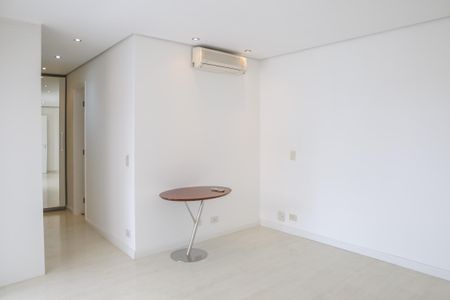Apartamento à venda com 200m², 3 quartos e 3 vagasSuíte 2