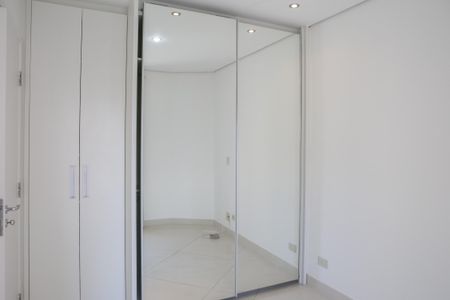 Apartamento à venda com 200m², 3 quartos e 3 vagasQuarto