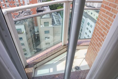 Apartamento à venda com 200m², 3 quartos e 3 vagasQuarto