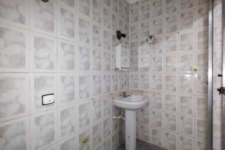 Studio para alugar com 32m², 1 quarto e sem vaga Studio para alugar com 32m², 1 quarto e sem vagaBanheiro