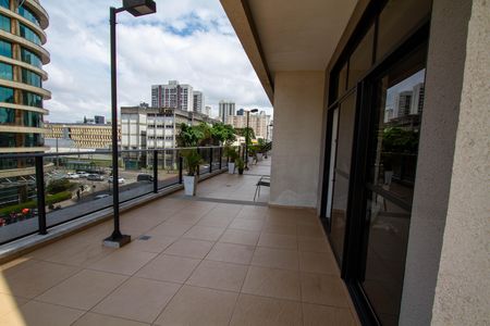 Apartamento à venda com 34m², 1 quarto e sem vagaÁrea comum