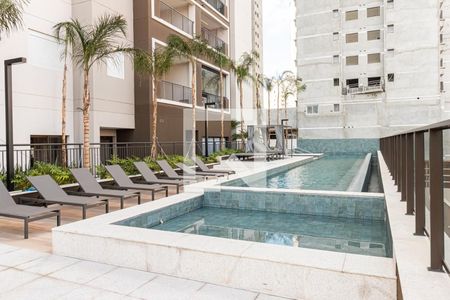 Apartamento à venda com 84m², 3 quartos e 2 vagasÁrea comum - Piscina