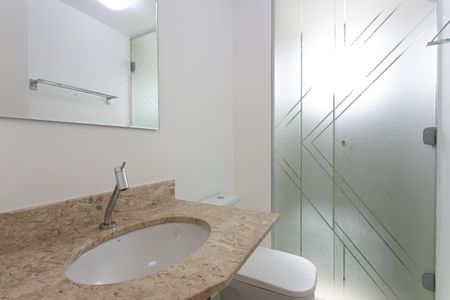 Apartamento à venda com 84m², 3 quartos e 2 vagasBanheiro Social