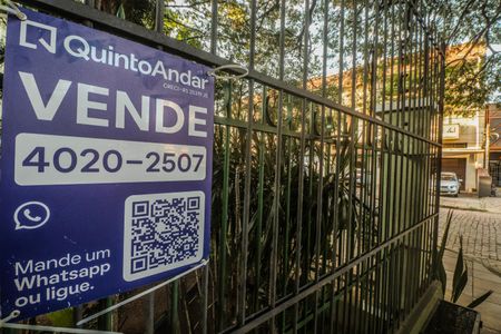 Apartamento à venda com 79m², 2 quartos e 2 vagasPlaquinha