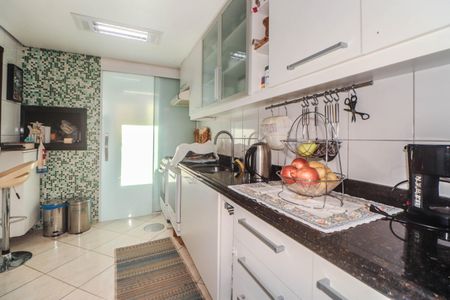 Apartamento à venda com 79m², 2 quartos e 2 vagasCozinha e Área de Serviço