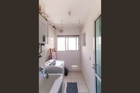 Apartamento à venda com 71m², 3 quartos e 1 vagaÁrea de Serviço