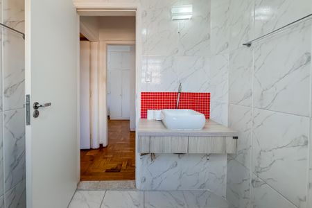 Apartamento à venda com 80m², 2 quartos e 1 vagaBanheiro Corredor