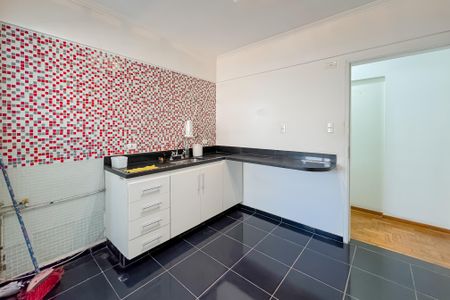 Apartamento à venda com 80m², 2 quartos e 1 vagaCozinha