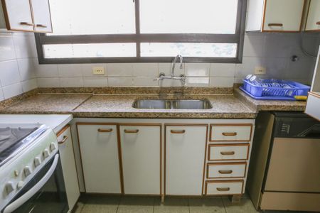 Apartamento à venda com 170m², 4 quartos e 3 vagasCozinha