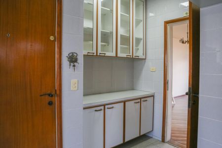 Apartamento à venda com 170m², 4 quartos e 3 vagasCozinha