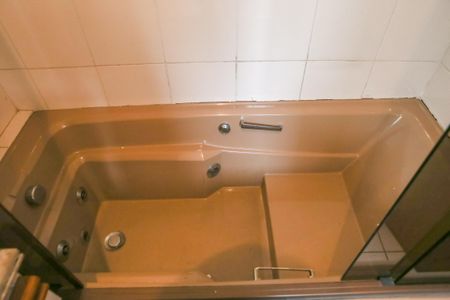 Apartamento à venda com 170m², 4 quartos e 3 vagasBanheiro da Suíte 1