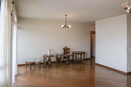 Apartamento à venda com 170m², 4 quartos e 3 vagasSala