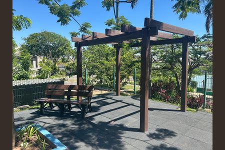 Casa de condomínio à venda com 252m², 4 quartos e 4 vagasÁrea comum