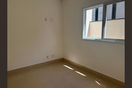 Casa de condomínio à venda com 252m², 4 quartos e 4 vagasSuíte 1