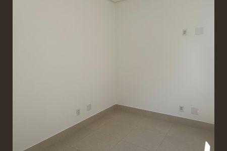 Casa de condomínio à venda com 252m², 4 quartos e 4 vagasSuíte 1