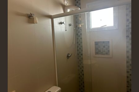 Casa de condomínio à venda com 252m², 4 quartos e 4 vagasBanheiro Suíte 1