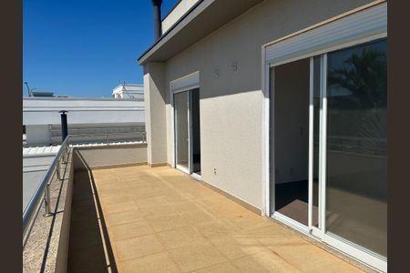 Casa de condomínio à venda com 252m², 4 quartos e 4 vagasVaranda 2