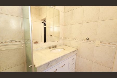 Casa de condomínio à venda com 279m², 3 quartos e 1 vagaBanheiro da Suíte
