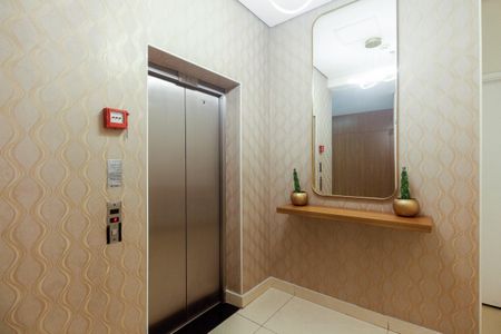 Apartamento à venda com 47m², 2 quartos e 1 vaga Apartamento à venda com 47m², 2 quartos e 1 vagaCondomínio - Hall