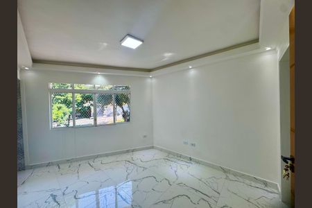 Sala de casa para alugar com 2 quartos, 55m² em Parque Continental I, Guarulhos