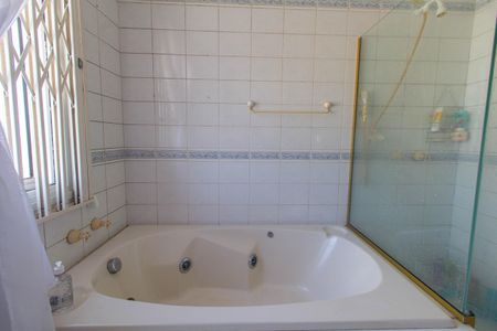 Apartamento à venda com 128m², 4 quartos e 1 vagaBanheiro da Suíte