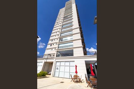 Apartamento à venda com 138m², 3 quartos e 3 vagasFachada