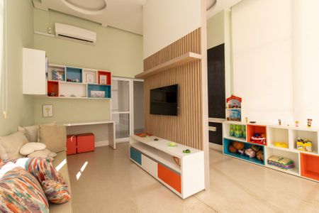 Apartamento à venda com 138m², 3 quartos e 3 vagasÁrea comum - Brinquedoteca