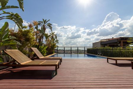 Apartamento à venda com 138m², 3 quartos e 3 vagasÁrea comum - Piscina