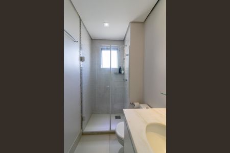 Apartamento à venda com 138m², 3 quartos e 3 vagasBanheiro da Suíte 2