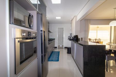 Apartamento à venda com 138m², 3 quartos e 3 vagasCozinha