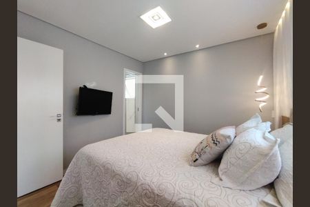 Apartamento à venda com 75m², 2 quartos e 2 vagas Apartamento à venda com 75m², 2 quartos e 2 vagasSuíte