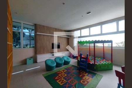 Apartamento à venda com 75m², 2 quartos e 2 vagas Apartamento à venda com 75m², 2 quartos e 2 vagasÁrea Comum - Brinquedoteca