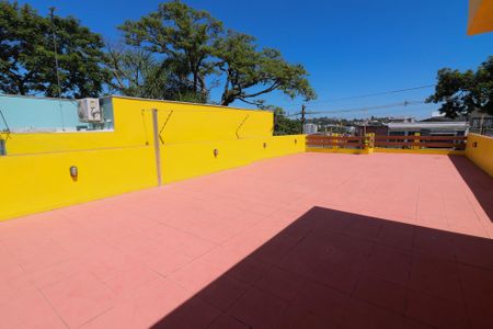 Casa à venda com 126m², 4 quartos e 4 vagas Casa à venda com 126m², 4 quartos e 4 vagasTerraço